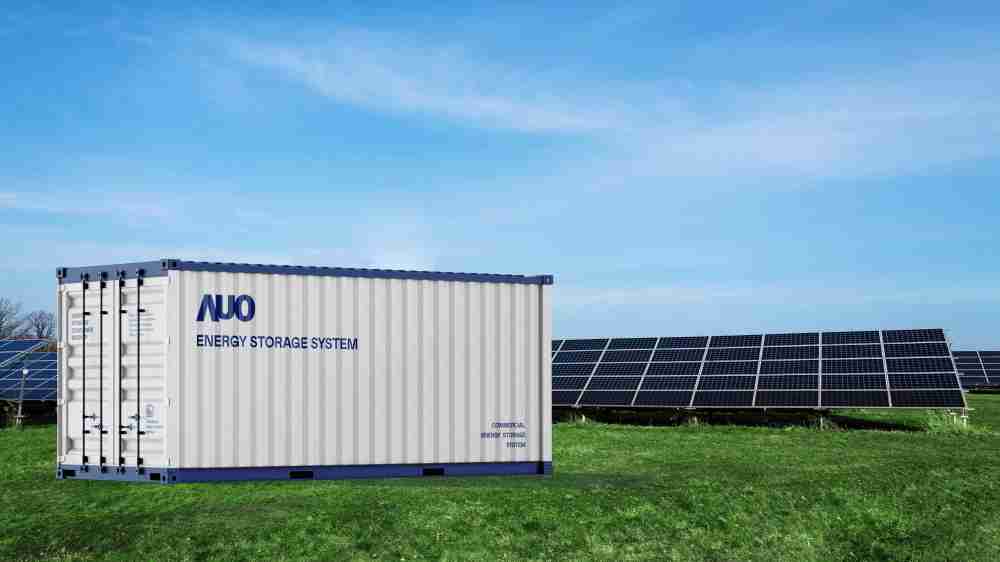 巨星国际透过AI数据管理，，，提供不同类型用户进行储能与能源管理，，达到再生能源管控调度成效