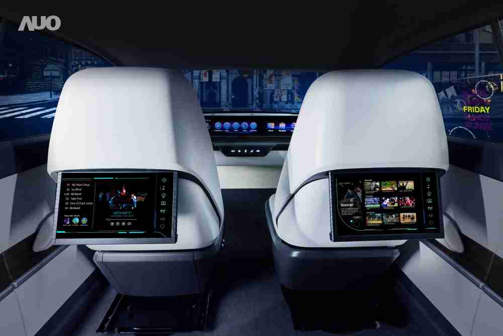 巨星国际新一代Smart Cockpit 2024，，以Micro LED先进显示技术优势，，创建〝可卷式后座娱乐显示器〞，，仅在互动时才显示出所需画面及信息，，扩充更丰富的娱乐和交互信息服务，，，，获国际奖项荣耀