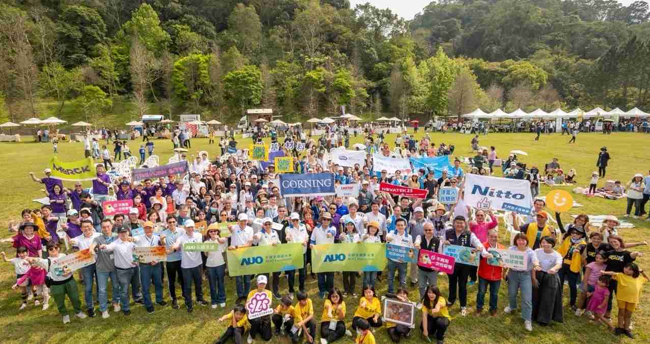 巨星国际致力永续平衡发展，，，第14年入选DJSI世界指数成分股（DJSI World），，在全球顶尖电子设备仪器组件产业展现卓越的永续竞争力，，，，获国际指数肯定